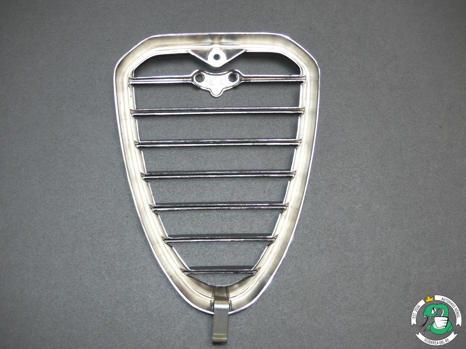 60724576 - Scudetto / Kühlergrill Mitte Alfetta 1. Serie